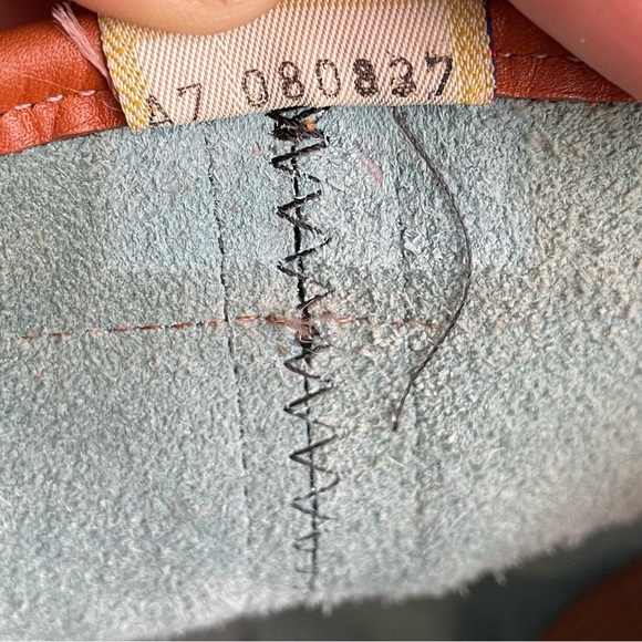 Dooney and Bourke AWL Mediterranean Blue Leather Tote Bucket Bag Purse R… - Picture 16 of 17